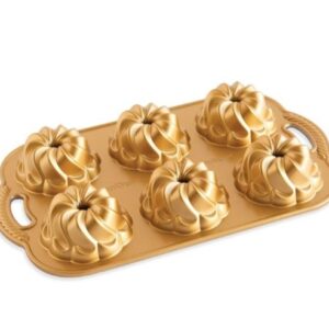 Nordic Ware Pirouette Bundtlette Pan (96277)