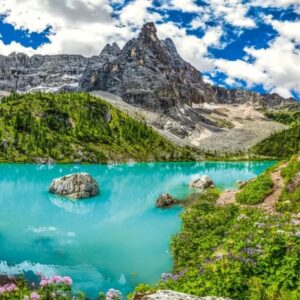 Lake Sorapis, Alps, Italy (2000 Piece Puzzle)